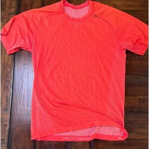 Lululemon workout tee